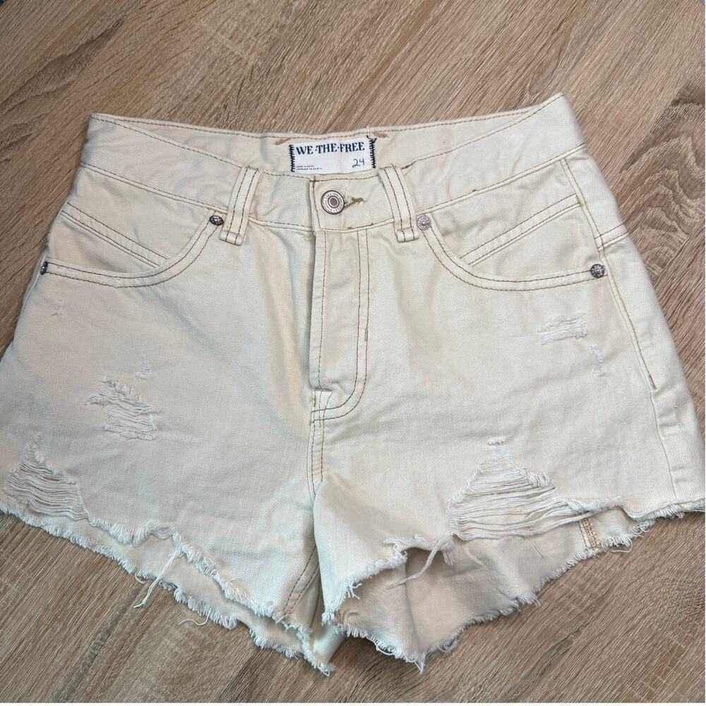 Free people We The Free Now Or Never Denim Shorts color-ecru size 24 womens